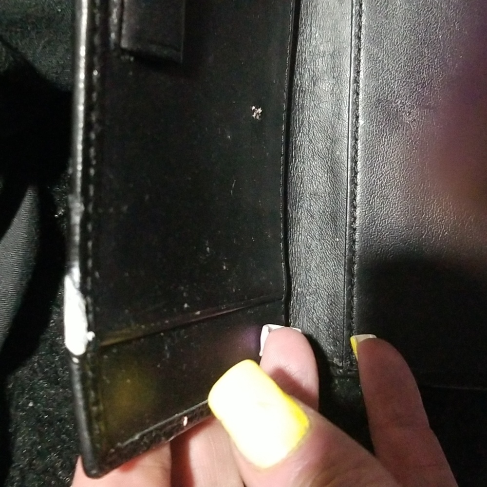Checkbook cover - Picture 4 of 4